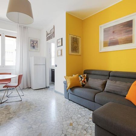 Apartment With Balcony - 50 M Far From M1 Pasteur Milán Exteriér fotografie
